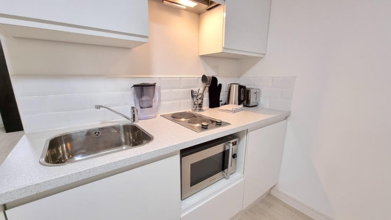 Spacious City Studio / Wifi / Parking Λίβερπουλ Εξωτερικό φωτογραφία