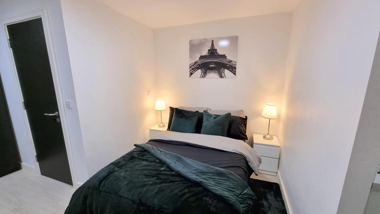 Spacious City Studio / Wifi / Parking Λίβερπουλ Εξωτερικό φωτογραφία
